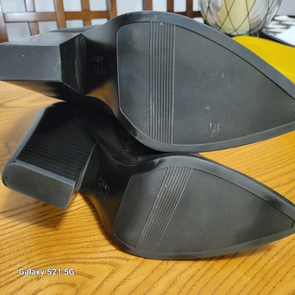 Naturalizer ankle boots 12W - Picture 5 of 7